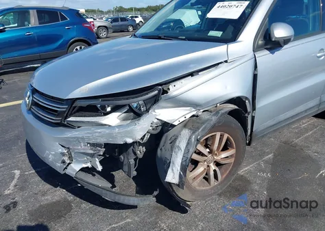 2013 Volkswagen Tiguan S from USA, damaged, VIN WVGAV3AX4DW560623